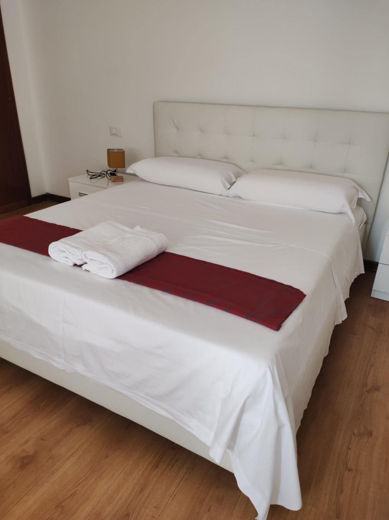 Abc Guest House Mestre Phòng bức ảnh